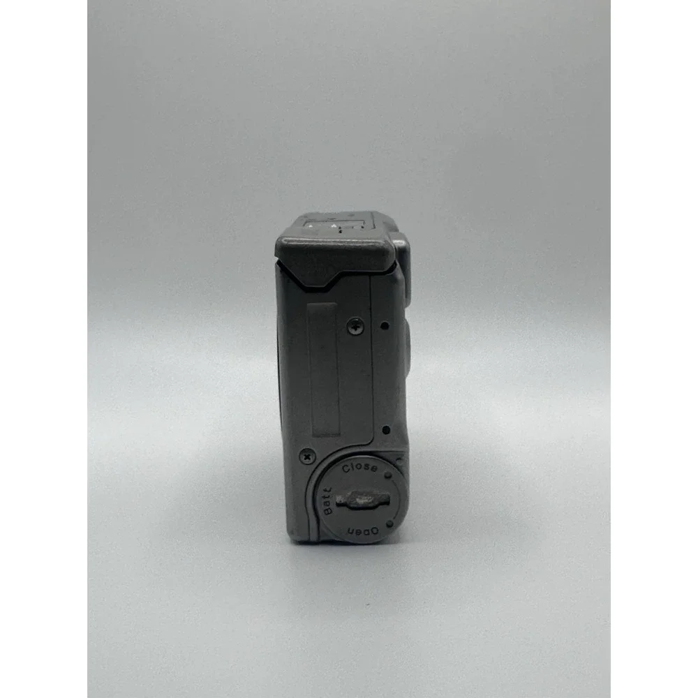 Canon IXUS Compact APS Camera Silver UNTESTED For Parts/ Repair